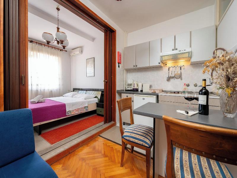 Villa Segetski Dvori - Tradition Since 1964 image