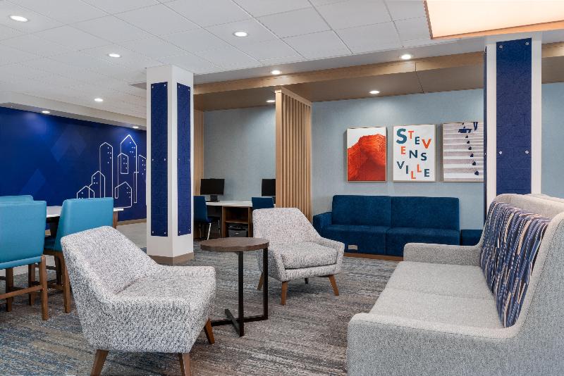 Holiday Inn Express Stevensville Benton Harbor image