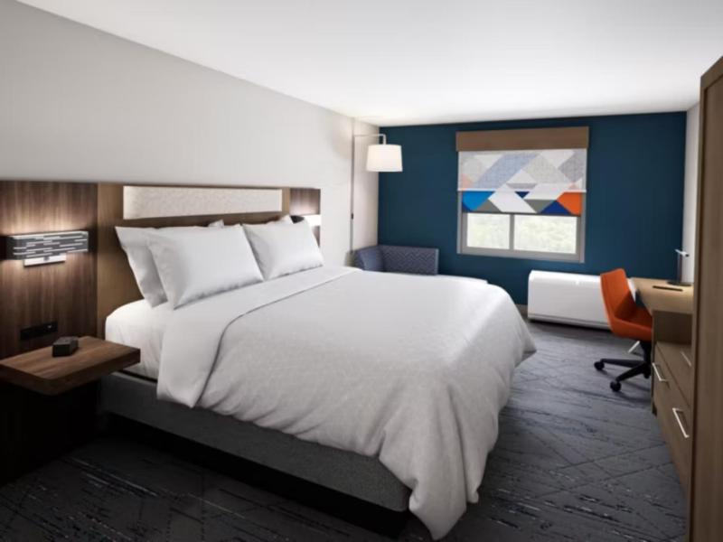 Holiday Inn Express Stevensville Benton Harbor image