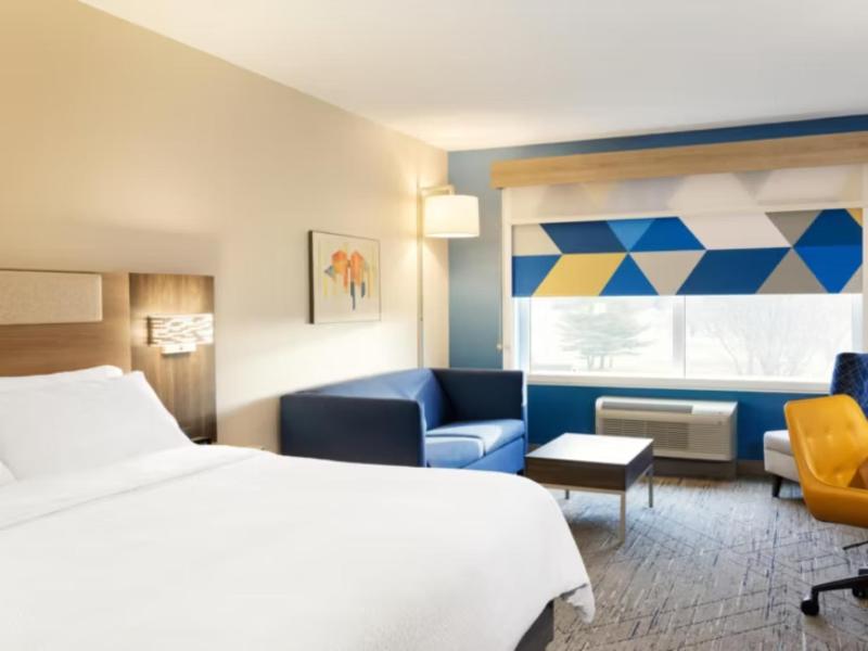 Holiday Inn Express Stevensville Benton Harbor image