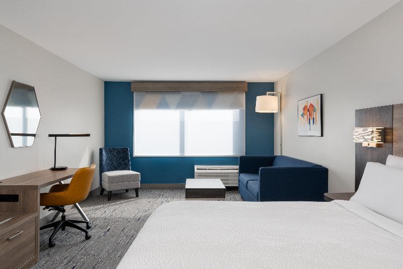 Holiday Inn Express Stevensville Benton Harbor image