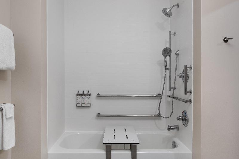 Holiday Inn Express Stevensville Benton Harbor image