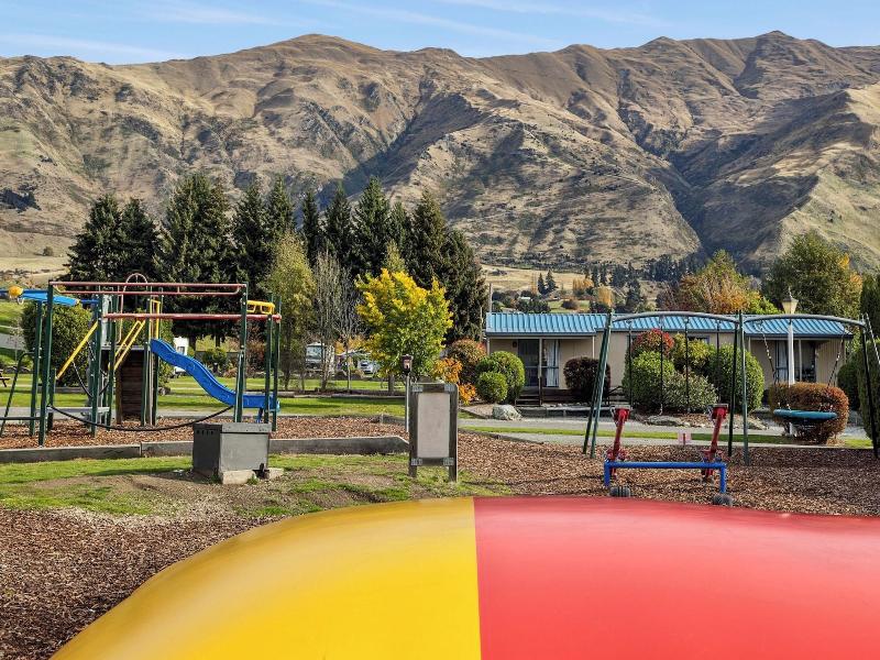 Hampshire Holiday Parks Wanaka image