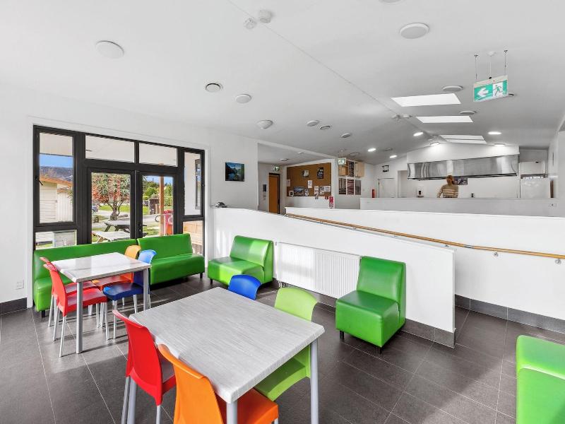 Hampshire Holiday Parks Wanaka image