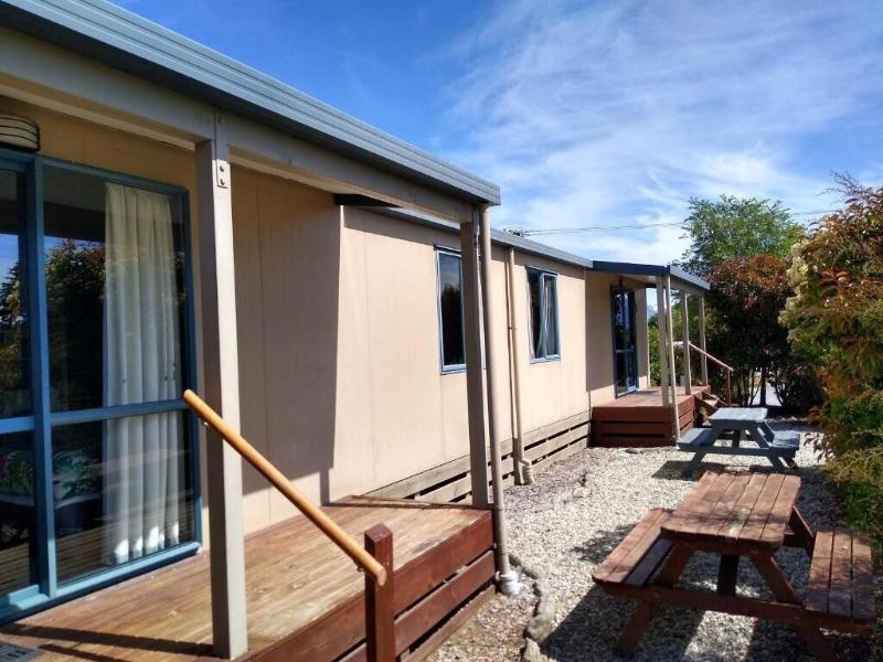 Hampshire Holiday Parks Wanaka image