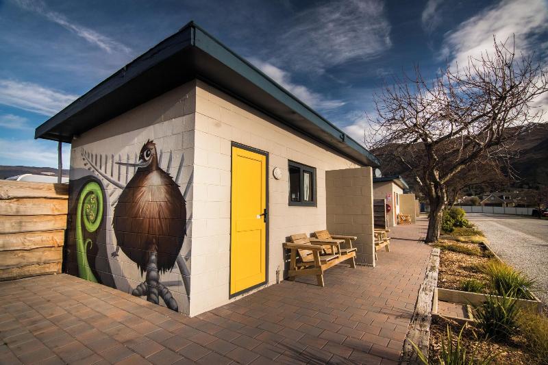 Hampshire Holiday Parks Wanaka image
