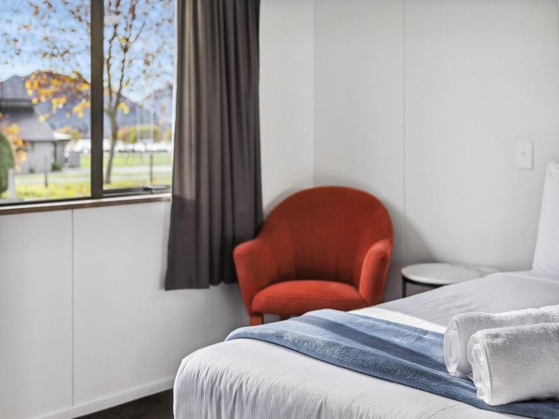 Hampshire Holiday Parks Wanaka image