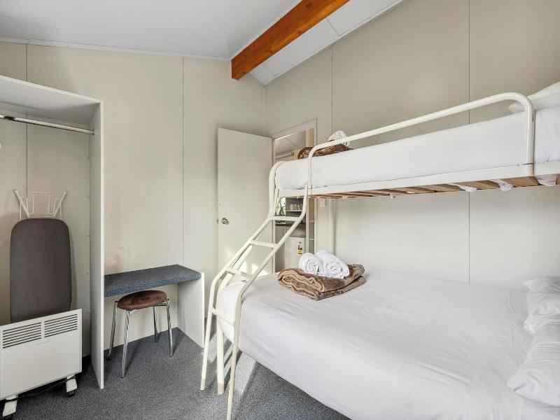 Hampshire Holiday Parks Wanaka image