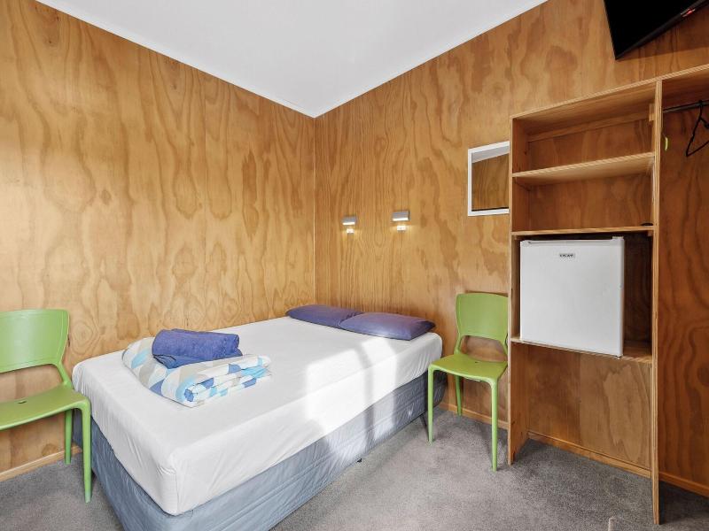 Hampshire Holiday Parks Wanaka image