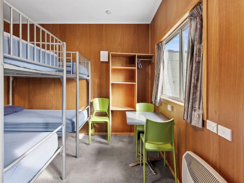 Hampshire Holiday Parks Wanaka image