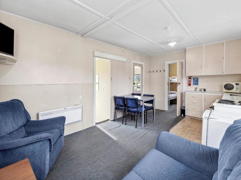 Hampshire Holiday Parks Wanaka image