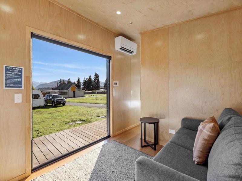 Hampshire Holiday Parks Wanaka image