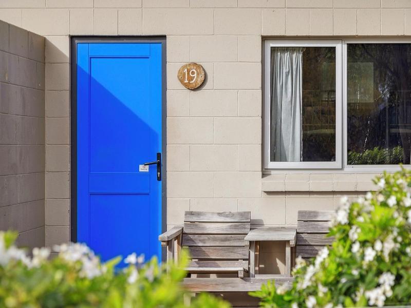 Hampshire Holiday Parks Wanaka image