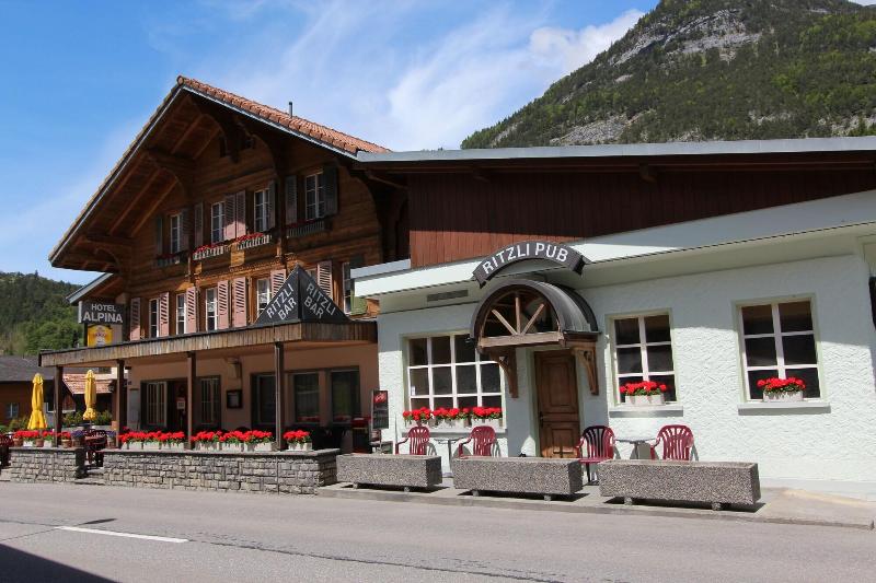 Hotel Restaurant Alpina image