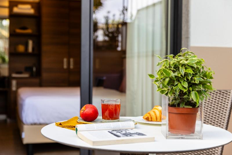 Adoro Hotel image