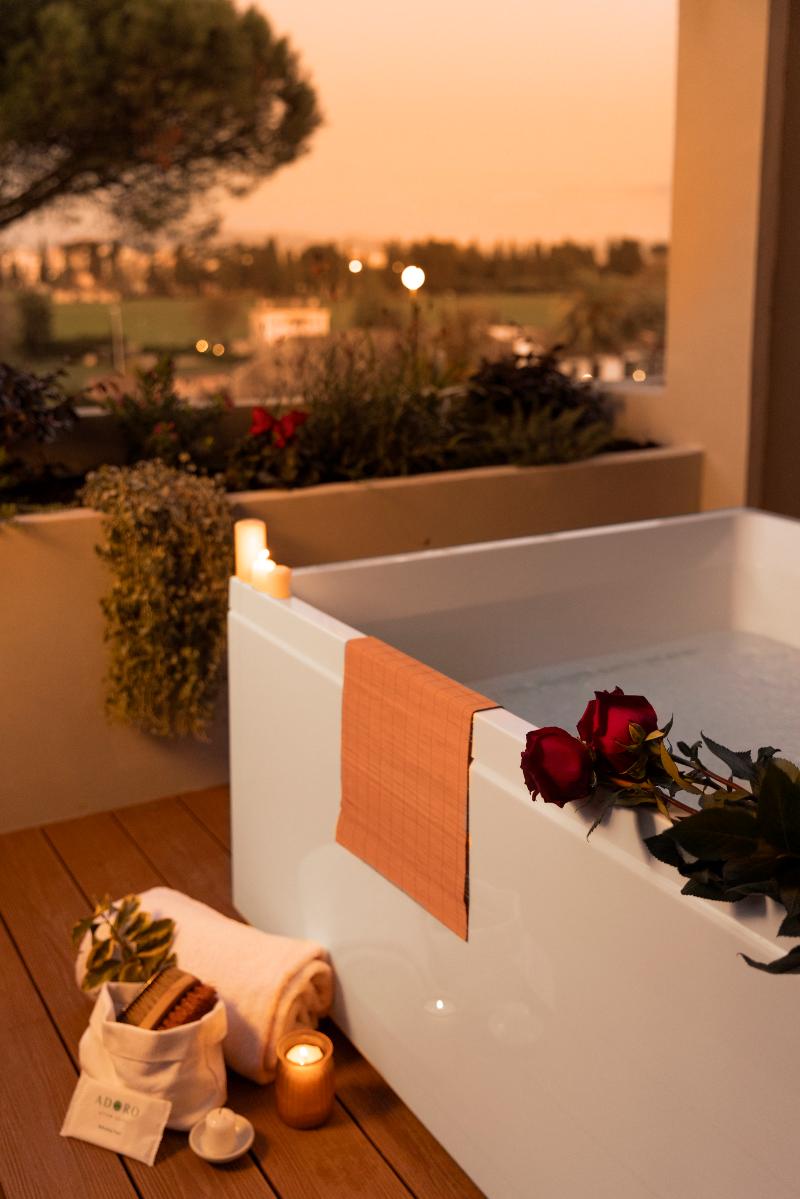 Adoro Hotel image