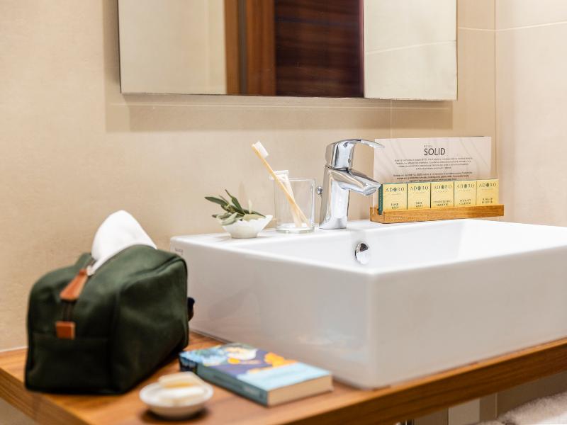 Adoro Hotel image