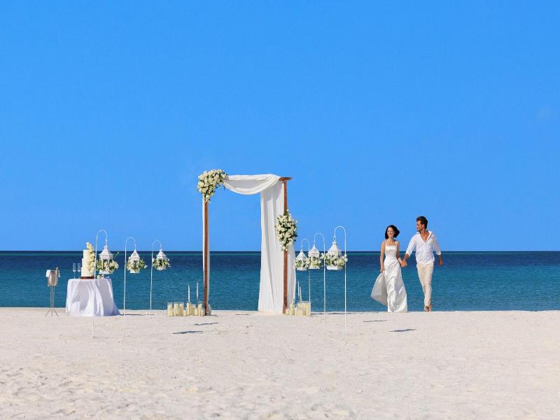 Centara Grand Lagoon Maldives image