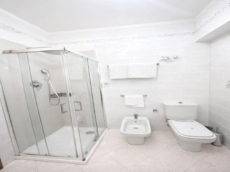 Phi Hotel Bologna Apartments image