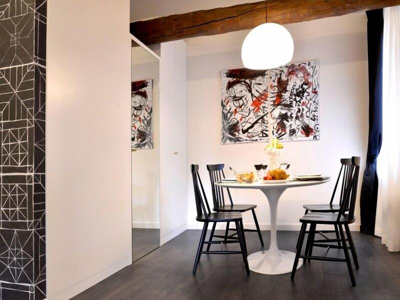 Phi Hotel Bologna Apartments image