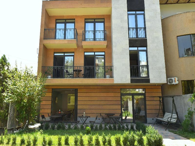 Avenue 30 Hotel image