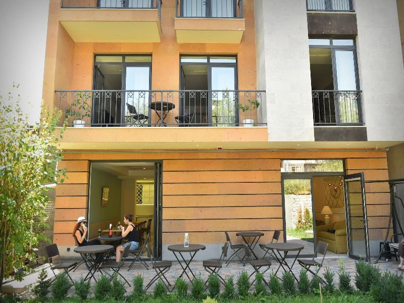 Avenue 30 Hotel image