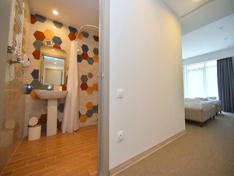 Avenue 30 Hotel image