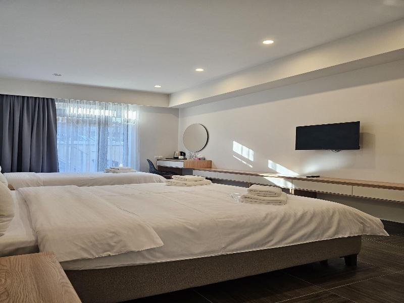 Avenue 30 Hotel image