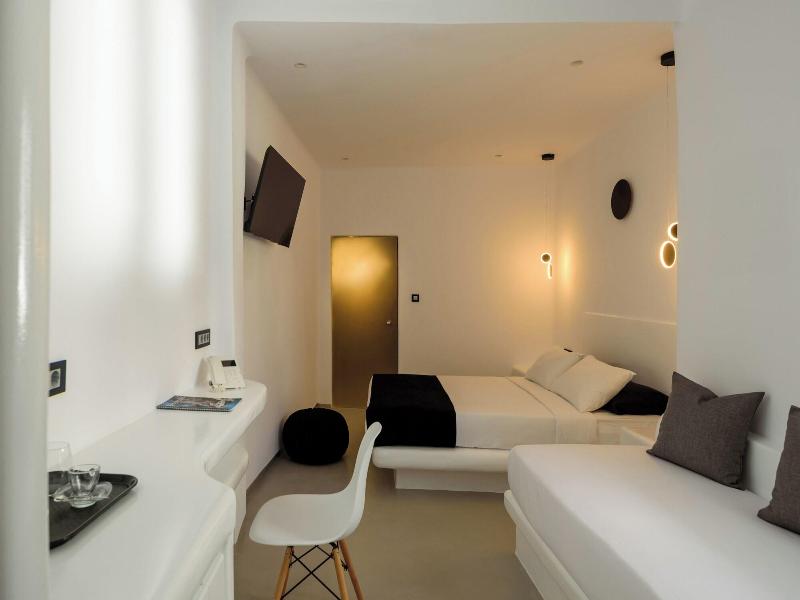 Tataki Family Hotel image