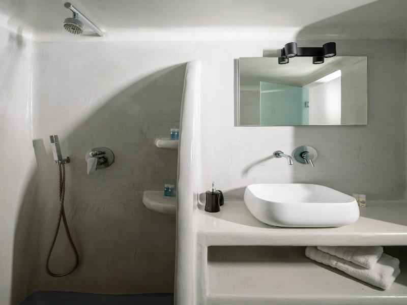 Tataki Family Hotel image