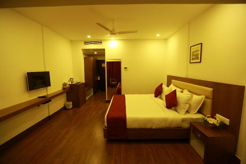 Hotel Sopanam Heritage image