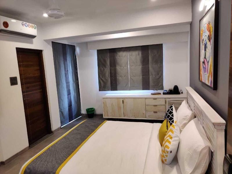 The Bark- An Art Hotel image