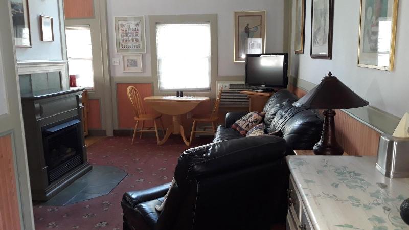 Columbine Inn image