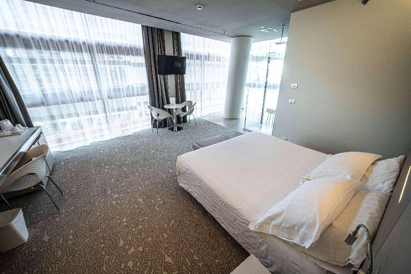 Ora Luxury Padova SB Hotel