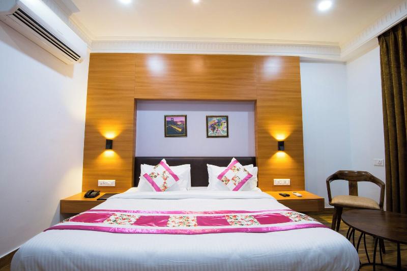 Hotel Sheetal image