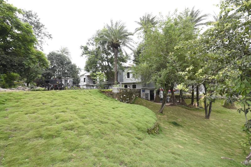 Hotel Agroha image