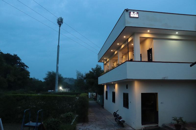 Royal Zayka Hotel & Restaurant image