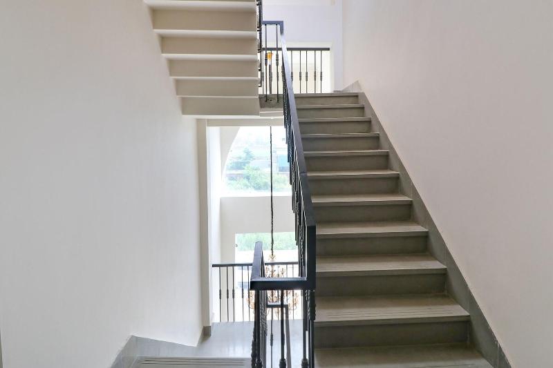 Fabhotel K9 Villa image