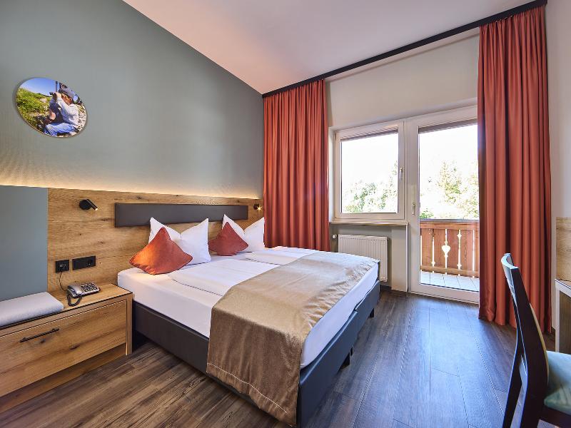 AURA-HOTEL Saulgrub image
