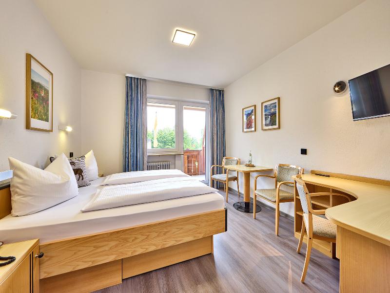AURA-HOTEL Saulgrub image