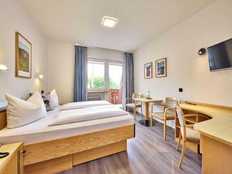 AURA-HOTEL Saulgrub image