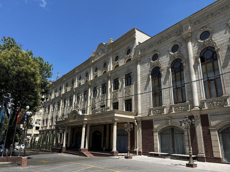 King Plaza Hotel image