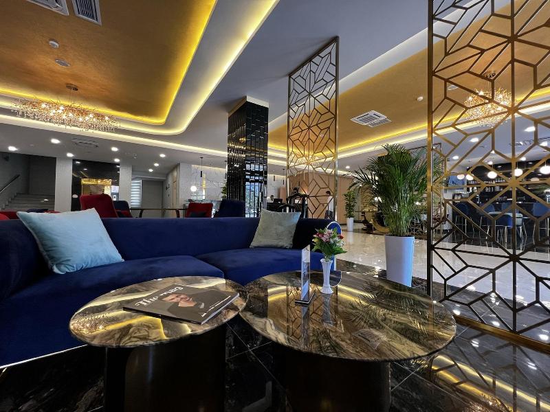 King Plaza Hotel image