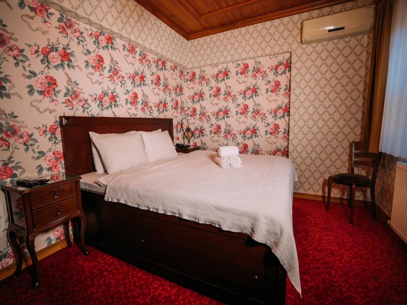 Gulliver Mansion image