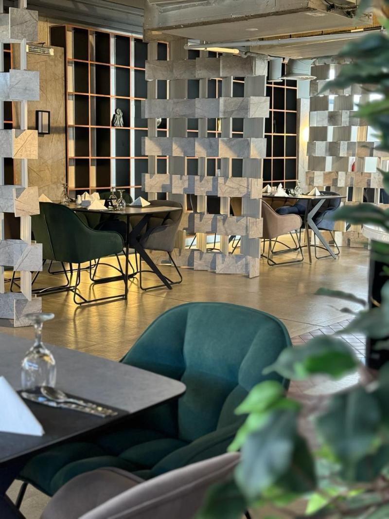 Swiss In Park Hotel Tabuk image