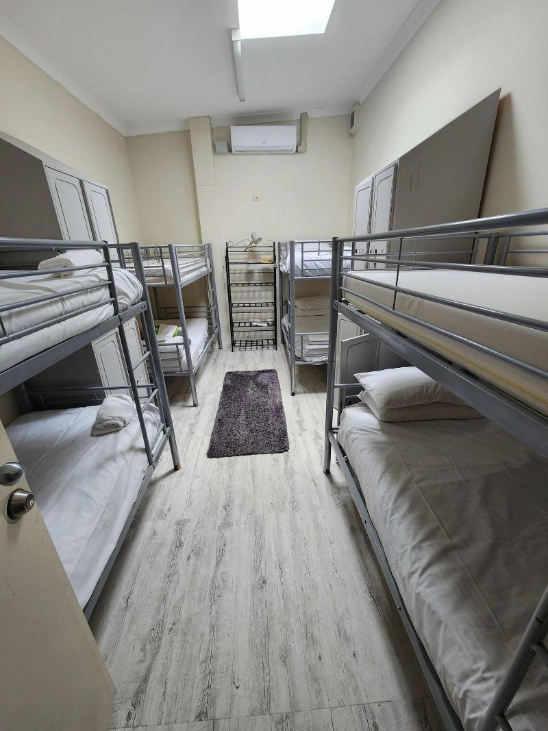 The Entrance Backpackers - Hostel image