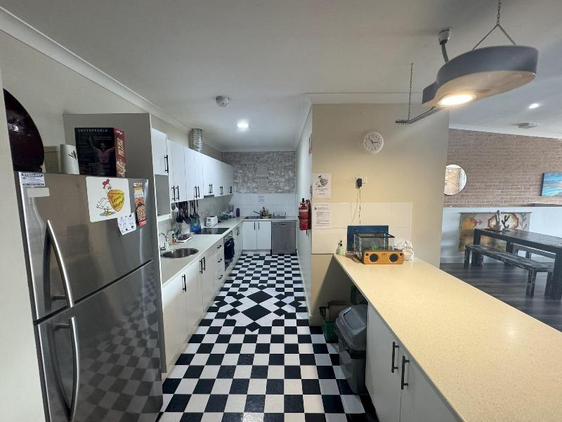 The Entrance Backpackers - Hostel image