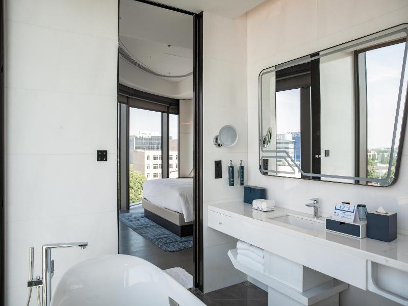 Hilton Shanghai Hongqiao International Airport image