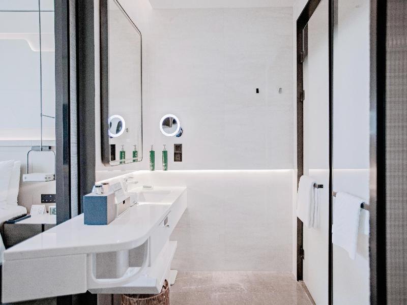 Hilton Shanghai Hongqiao International Airport image