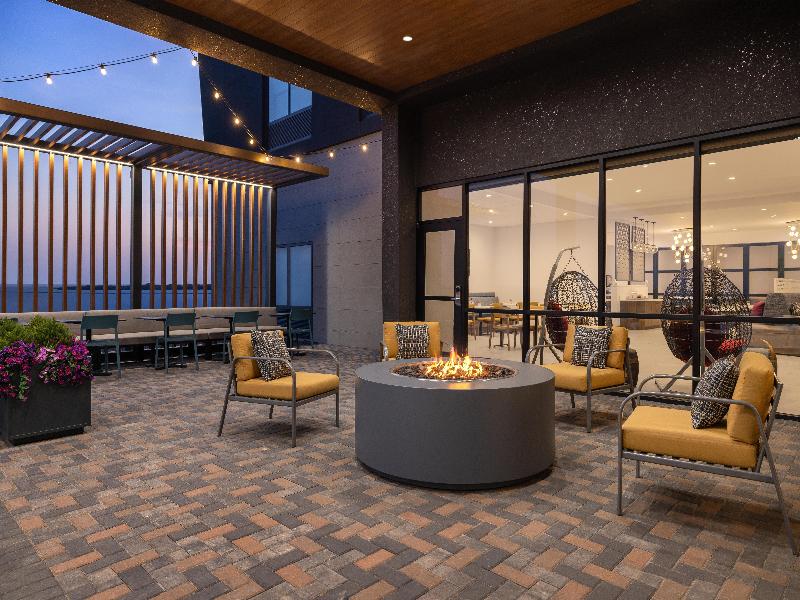 Tru By Hilton Fort Worth Lake Worth image